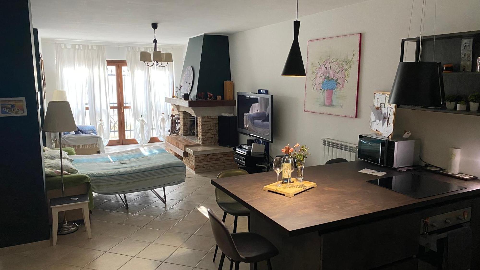 The Wild Lavender Apartment Cecchina Bagian luar foto