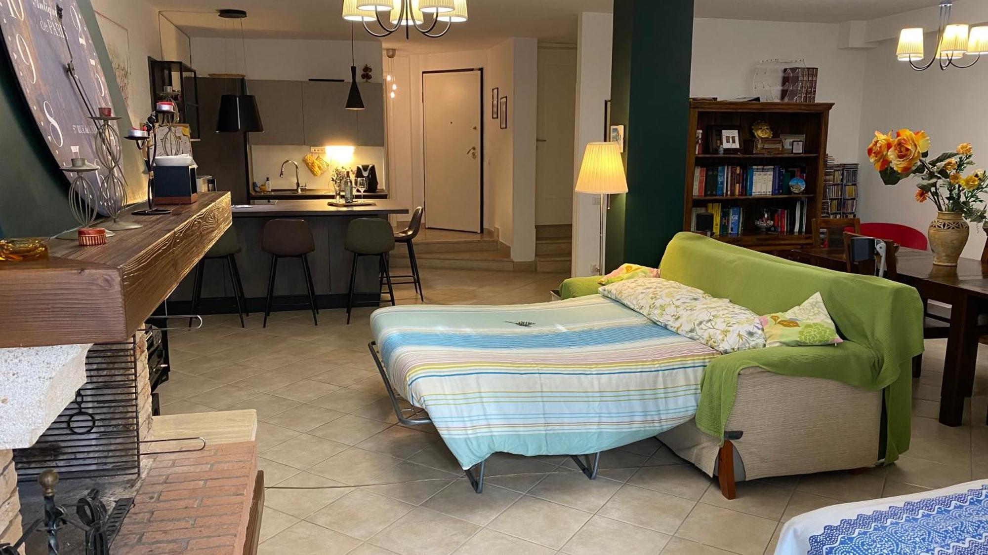 The Wild Lavender Apartment Cecchina Bagian luar foto